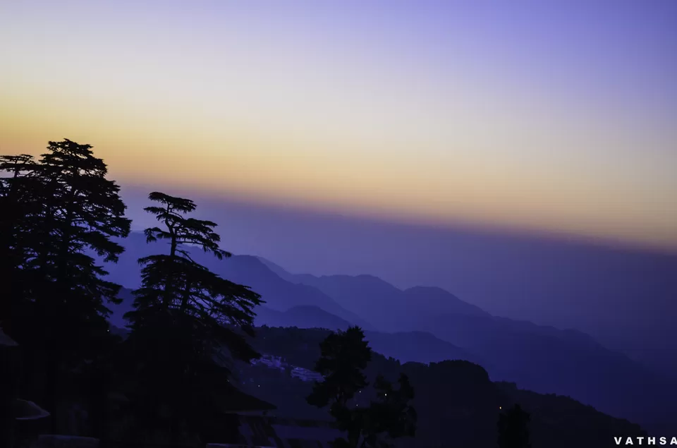 Photo of Camels Back Road, The Mall Road, Mussoorie, Uttarakhand, India by Shrivathsa Udupa