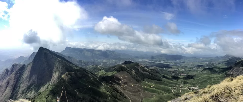 Photo of Kolukkumalai Tea Estate, Kottagudi, Tamil Nadu, India by Vinod Kumar