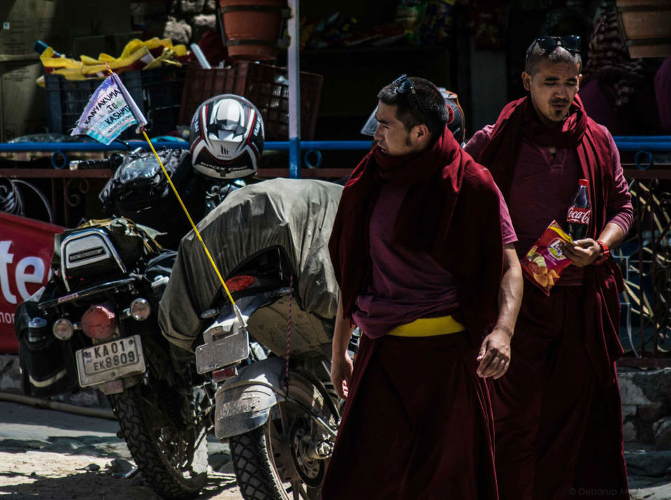 Photo of 35 Ladakh Peoples Photos will Definitely Grow Your Interest in People Photography by Debarup Mukherjee