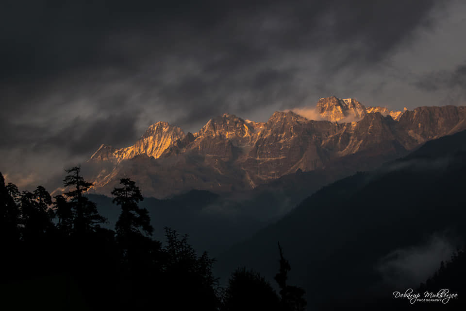 Photo of Goecha La - A Life Changing Trek To The Mighty Himalayas by Debarup Mukherjee (www.topfivebuzz.com)