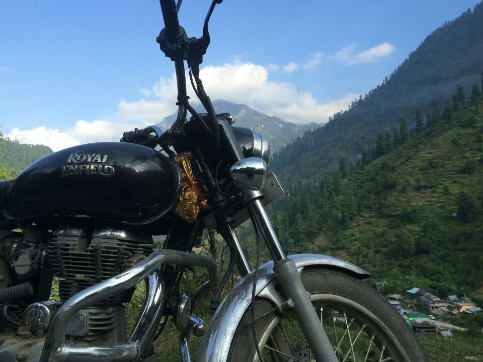 Photo of Tosh, Himachal Pradesh, India by Yuvraj Chaudhary