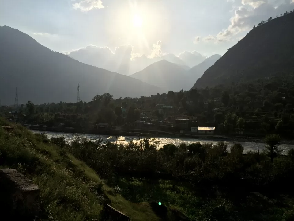 Photo of Backpacking in 'Tosh' - Himachal Pradesh by Yuvraj Chaudhary
