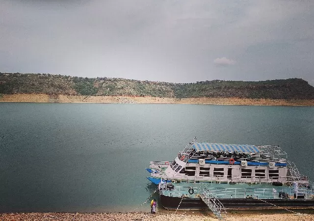 Photo of Nagarjuna Sagar Dam, India by Mehul