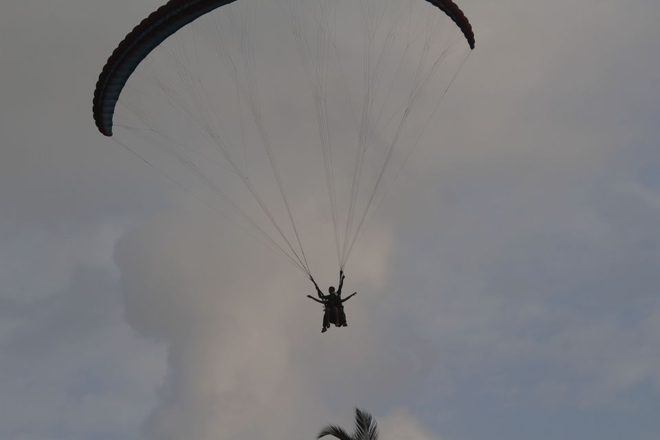 Photo of Exhilarating Paragliding Experience in GOA 4/9 by VARTIKA KHAMESHRA