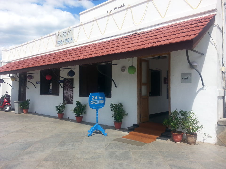 Photo of Le cafe, White Town, Puducherry, India by RACHNA SINGH