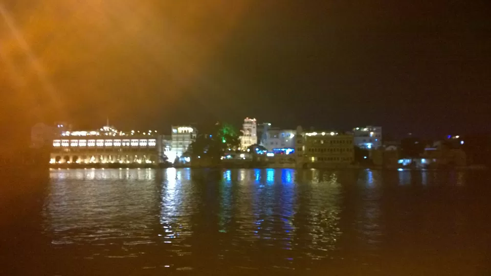 Photo of Gangaur Ghat, Pichola, Udaipur, Rajasthan, India by Dipti