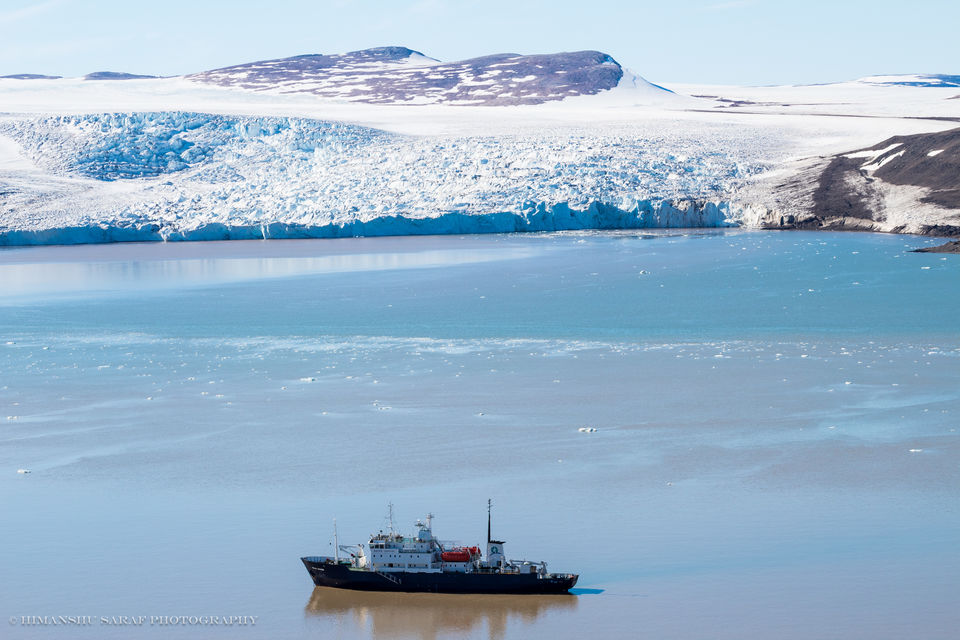 Photo of Svalbard, Svalbard and Jan Mayen by Himanshu Saraf