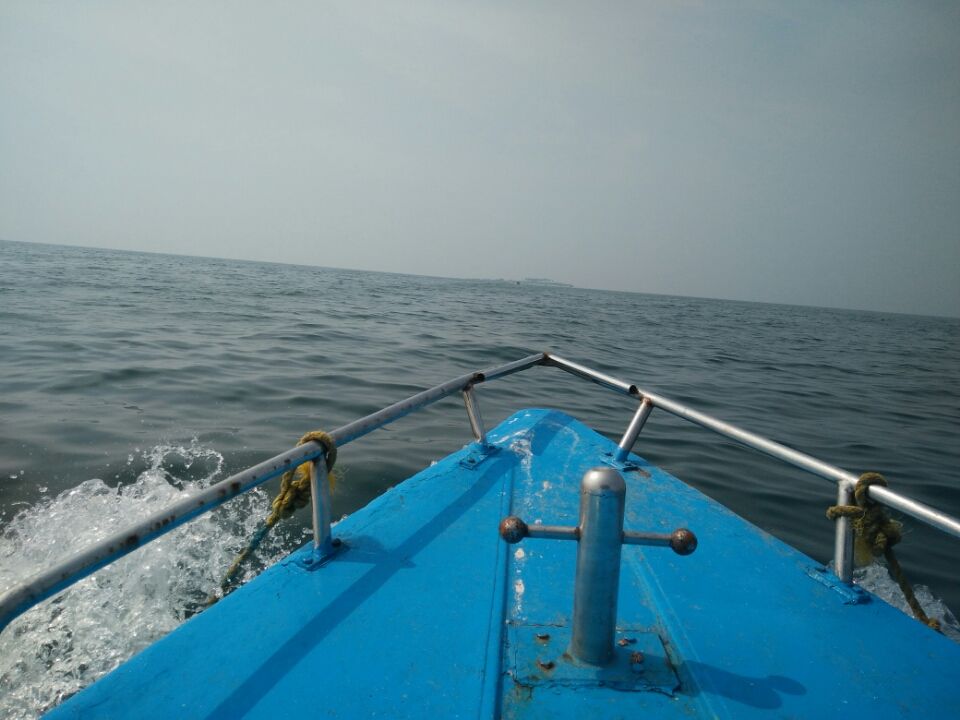 Photo of A day in mid of ocean by Sowmya