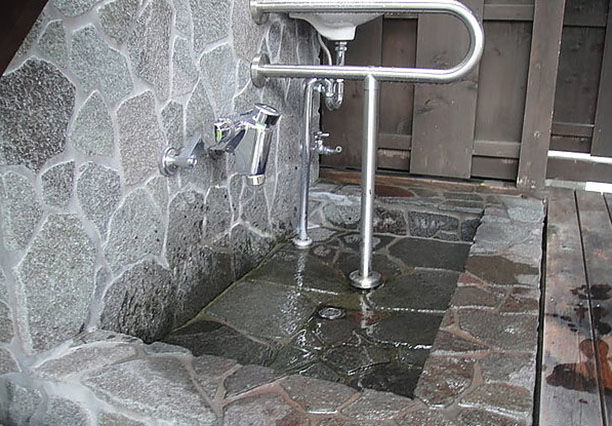 Photo of Japanese Foot Bath Has Royal Service, Will Your Majesty Enjoy? by Katie Xie