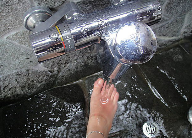 Photo of Japanese Foot Bath Has Royal Service, Will Your Majesty Enjoy? by Katie Xie