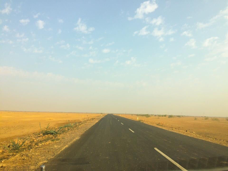 Photo of Have You heard of Salt Desert in India? by ishan gupta