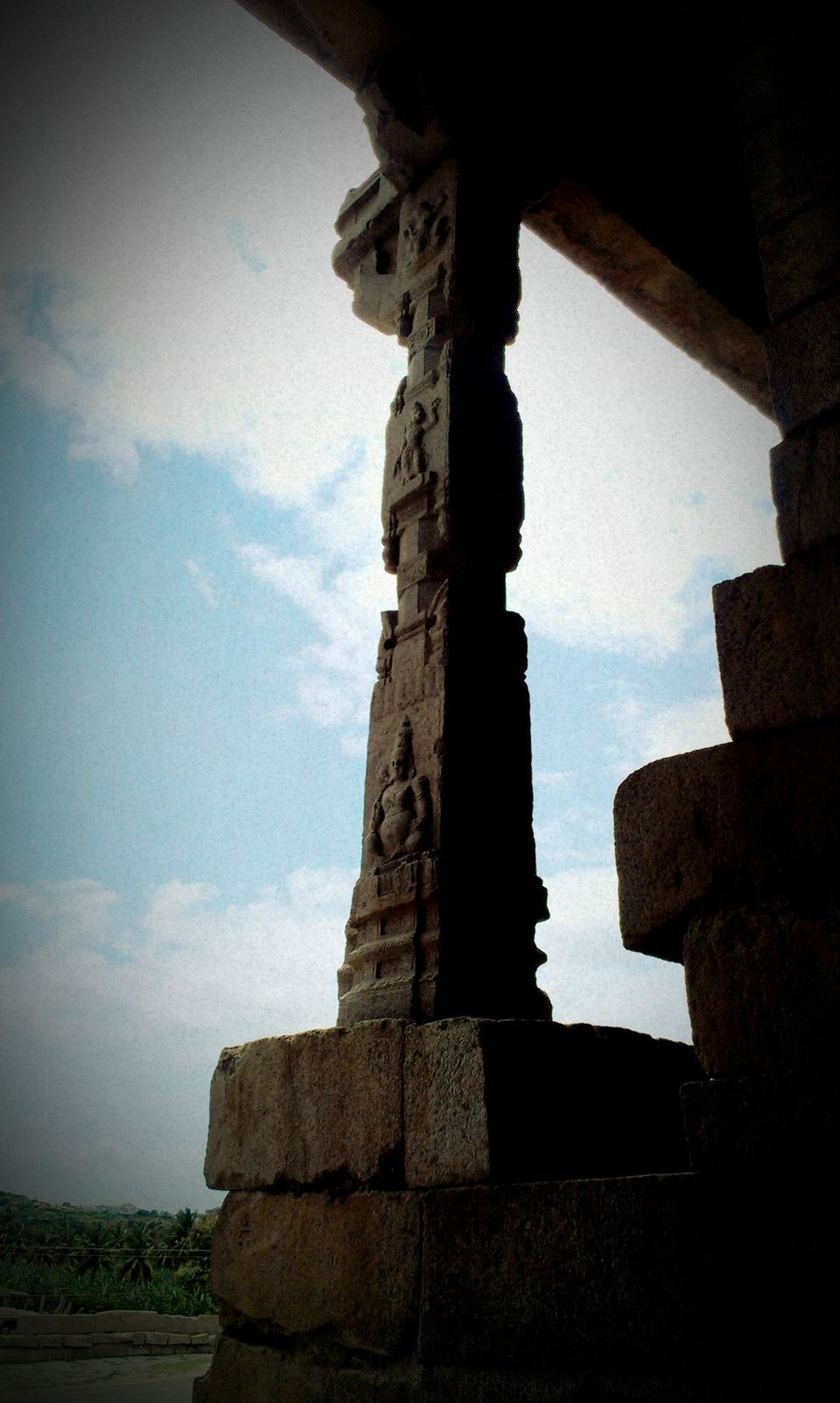 Photo of Hampi - a fascinating city of ruins. by Kshitiz Gupta