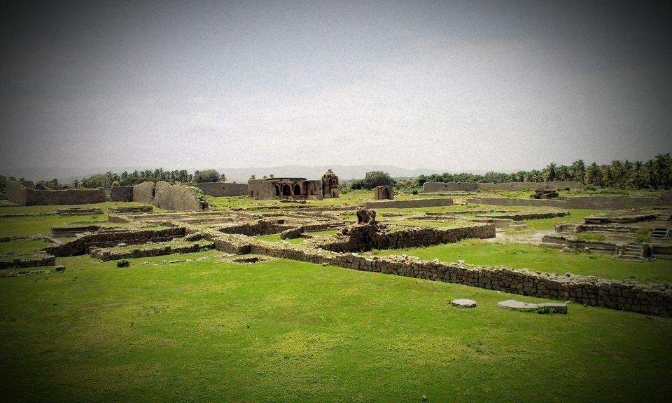 Photo of Hampi - a fascinating city of ruins. by Kshitiz Gupta