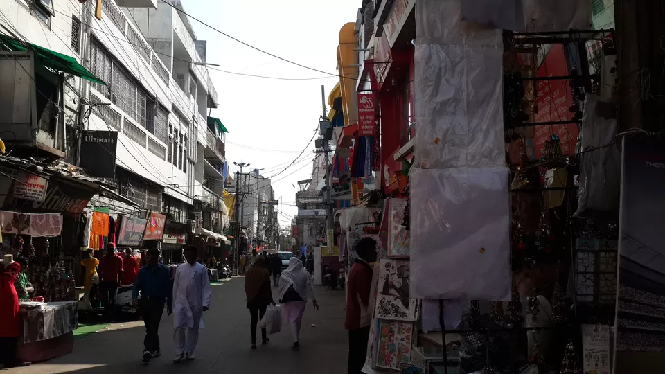 Photo of New Market, Bhopal, Madhya Pradesh, India by nidhantrika