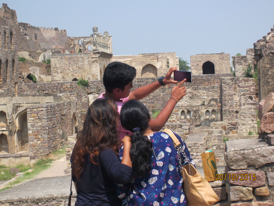 Photo of Golconda Fort, Hyderabad, Telangana, India by nidhantrika