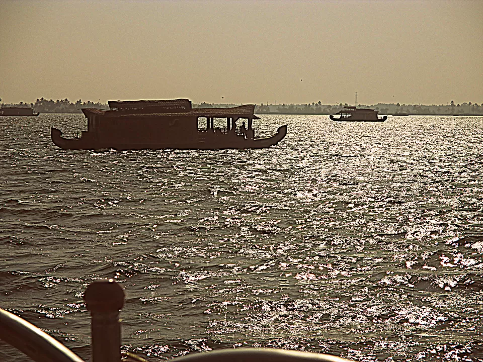 Photo of Alleppey, Kerala, India by Ritika Kapoor