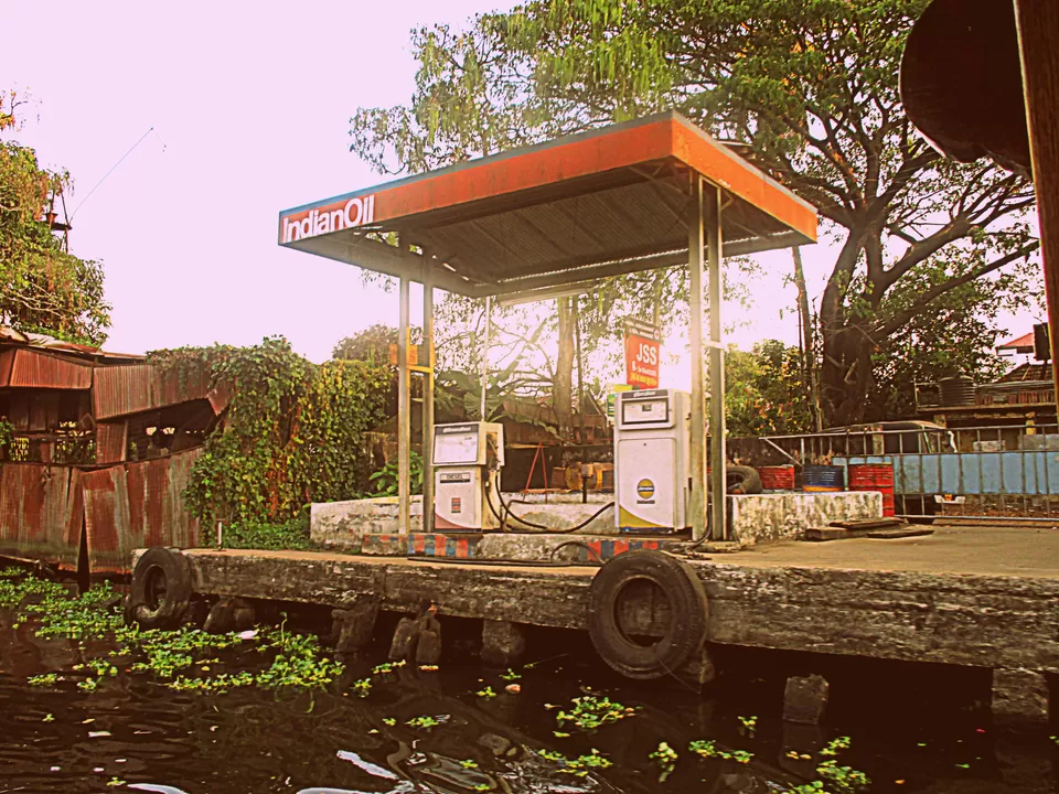 Photo of Alleppey, Kerala, India by Ritika Kapoor