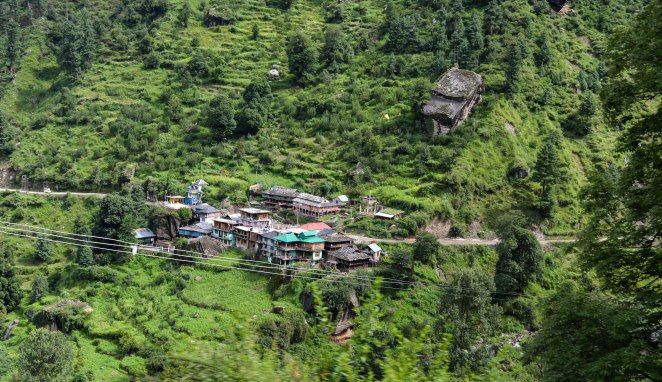 Photo of Stoners Elysium : Kasol- Kheerganga trek 4/25 by Visuallyblunt