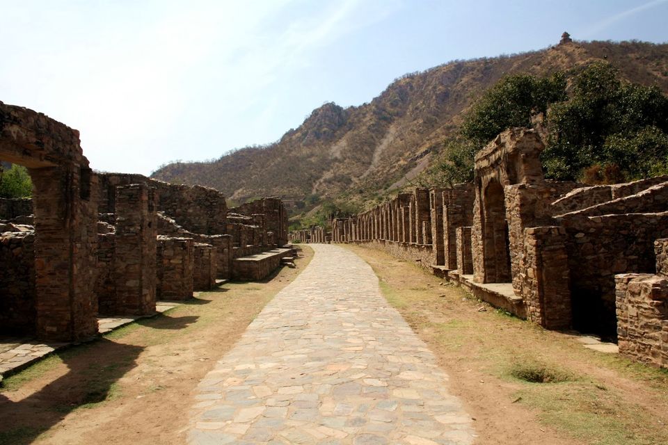 Photo of India's Most Haunted city- Bhangarh by Praveen Gupta