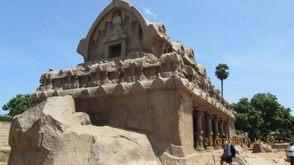 Photo of Five Rathas Cross Street, Mahabalipuram, Tamil Nadu, India by Tasmai Dave