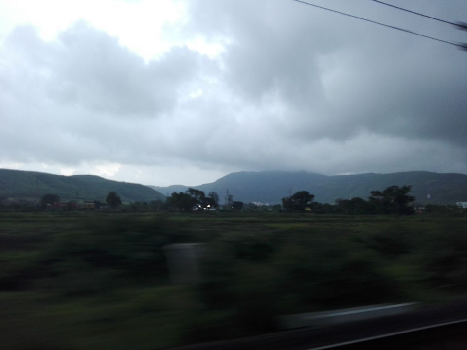 Photo of A Trip through Heaven-Konkan Railways 6/10 by Tasmai Dave