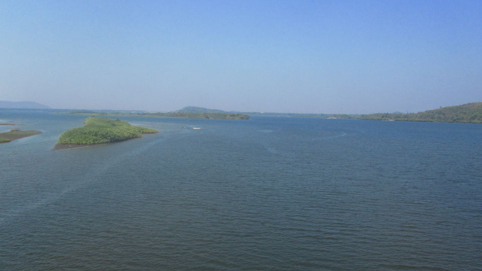 Photo of A Trip through Heaven-Konkan Railways 10/10 by Tasmai Dave
