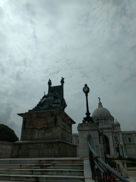 Photo of Kolkata, West Bengal 700001, India by Devraj Jee
