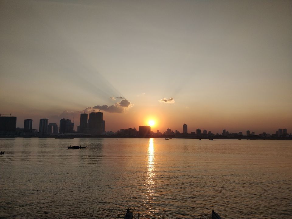 Photo of Phnom Penh, Cambodia by Devraj Jee