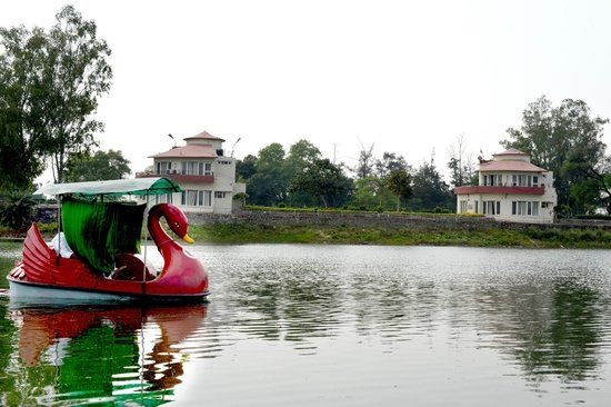 Photo of 5 Lakes near Delhi That Are Perfect Picnic Spots 5/5 by kruthika dixit
