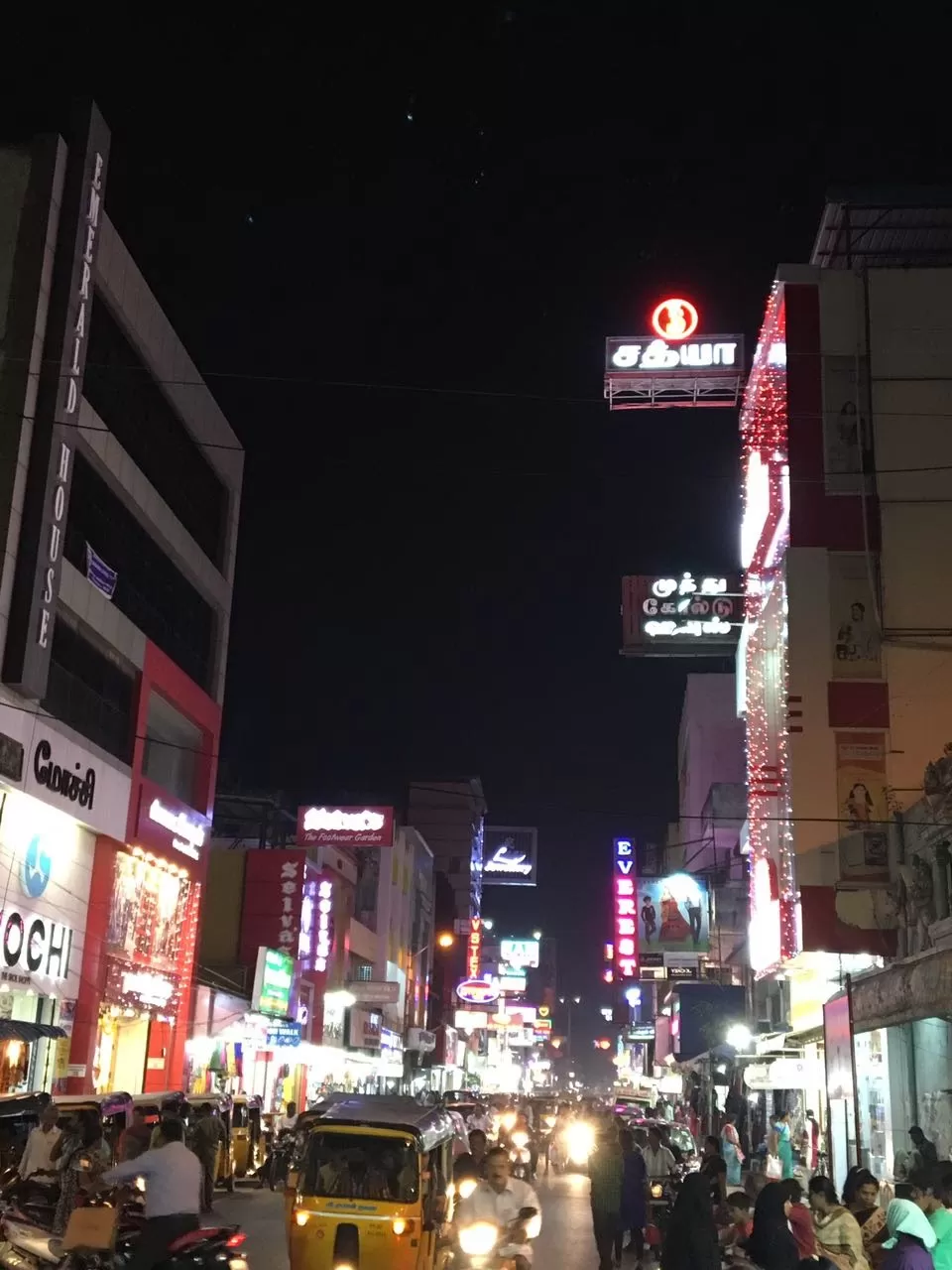Photo of Kosakadai Street, Heritage Town, Puducherry, India by keerthi