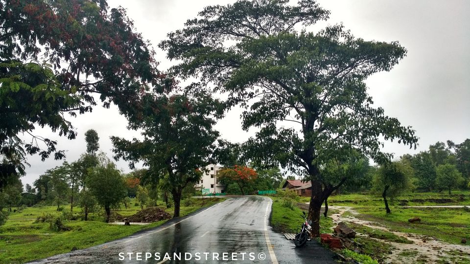 Photo of Far-off from the City hassles, Close to the city, Near to my soul - A Photo Essay · Steps and Street 2/14 by Tanisha Guin