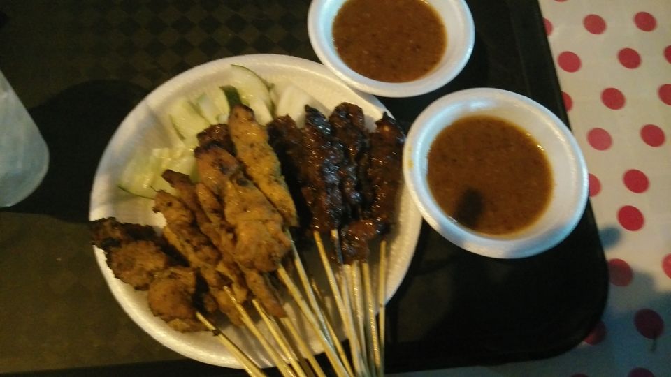 Photo of Foodie?? Famous dishes of Singapore you should try once in lifetime. 1/10 by Rutuja kulkarni