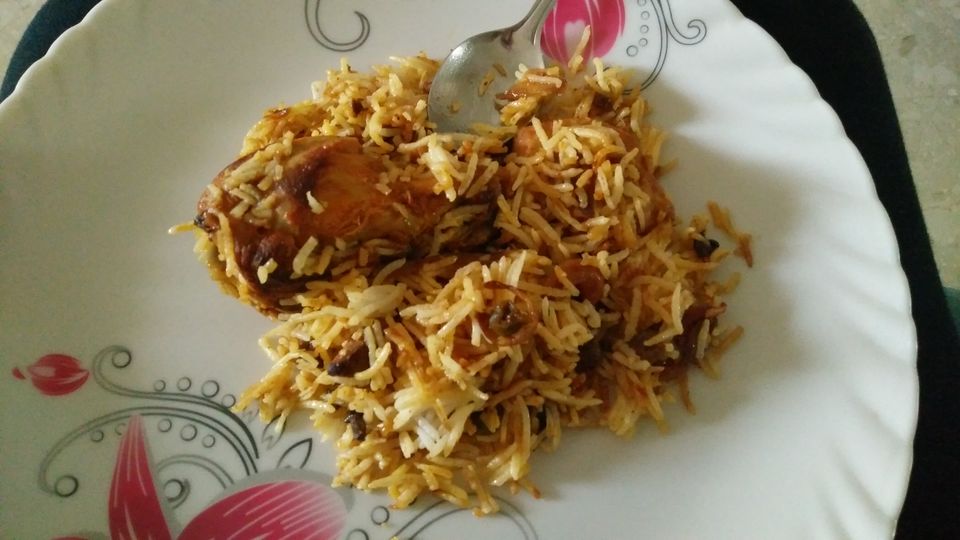 Photo of Foodie?? Famous dishes of Singapore you should try once in lifetime. 6/10 by Rutuja kulkarni