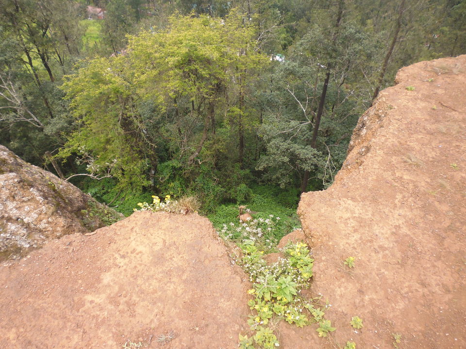Photo of More than Temples. Mahabaleshwar - finding the tenth cloud. 2/19 by Jasleen Kaur