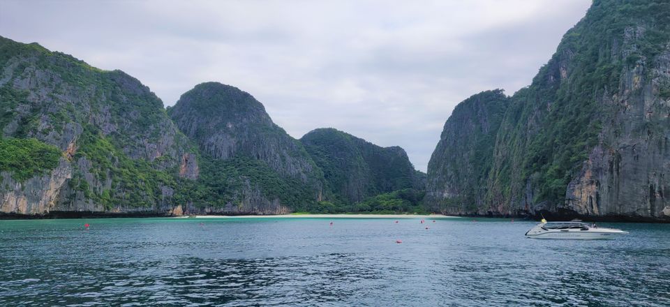 Photo of Phuket - A City of love and warmth by Mohita Udhayaprakash