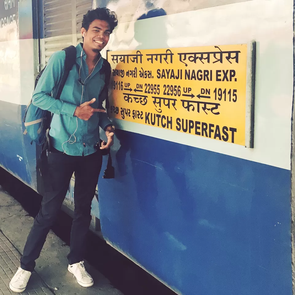 Photo of Bandra Terminus, Mumbai, Maharashtra, India by Pankaj Chavan