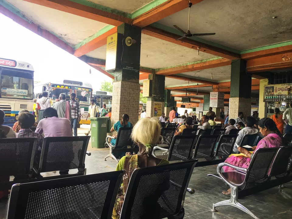 Photo of Tadipatri Bus Station, CB Road, Weavers Colony, Tadipatri, Andhra Pradesh, India by Pankaj Chavan