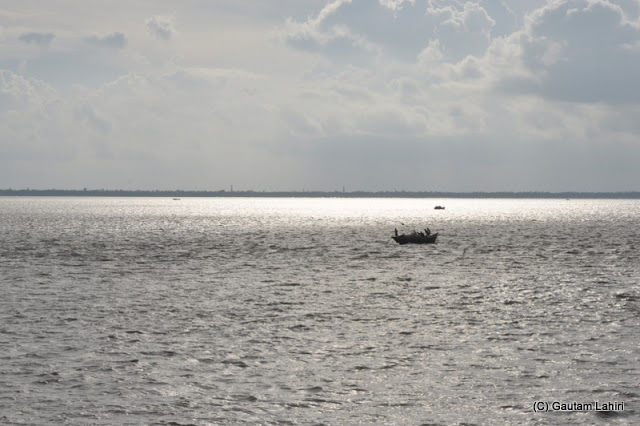 Photo of Diamond Harbor, Hooghly's last post and off to the sea by Gautam Lahiri