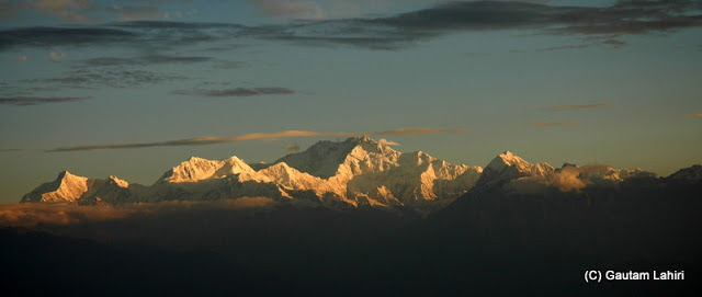 Photo of Darjeeling, West Bengal, India by Gautam Lahiri
