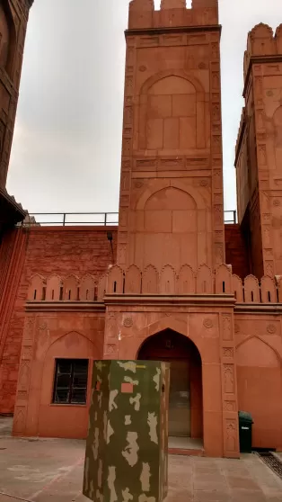 Photo of Red Fort, Netaji Subhash Marg, Chandni Chowk, New Delhi, Delhi, India by Georgie Crane