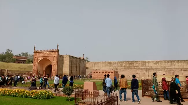 Photo of Agra Fort, Agra, Uttar Pradesh, India by Georgie Crane