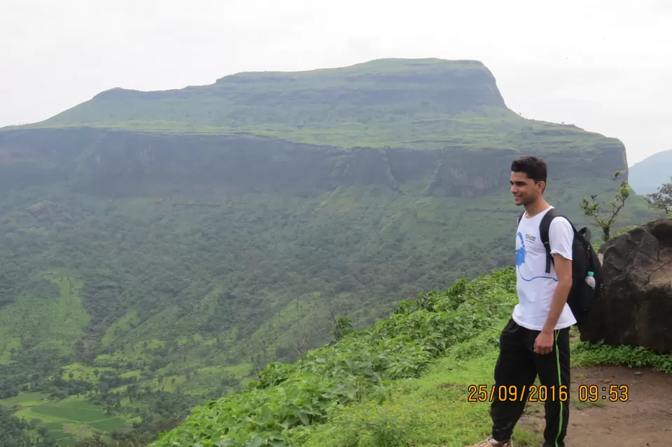 Photo of Harihar Fort, Harshewadi, Maharashtra, India by Mountainous Minny
