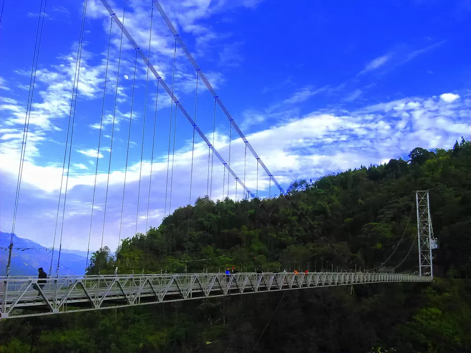 Photo of Singshore Bridge, West Sikkim, Sikkim, India by Tanushree Patwa