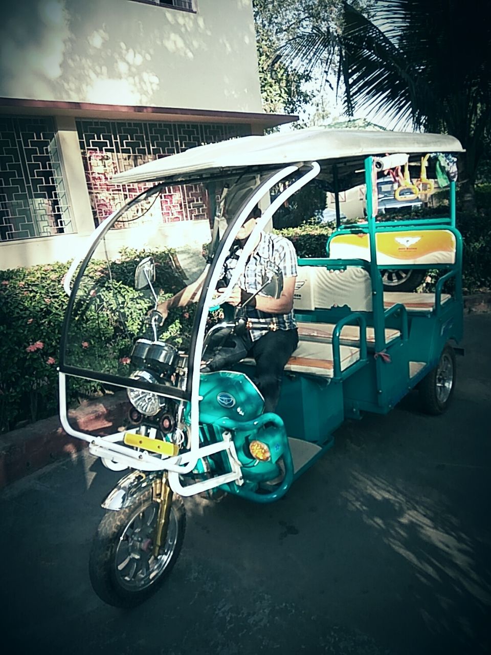 Photo of 5 Things To Do When You Are Travelling 2/8 by Anjalee Bhourkar