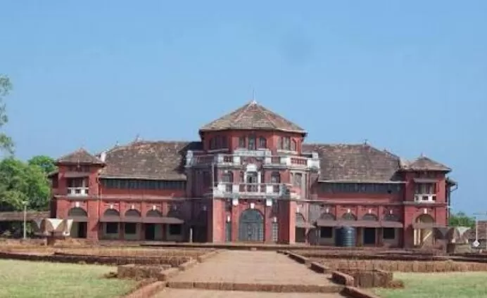 Photo of Thiba Palace, Abhyudhya Nagar, Ratnagiri, Maharashtra, India by sanchihumane