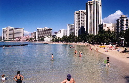 Photo of Waikīkī Beach, Honolulu, HI, United States by Arushi Dutt