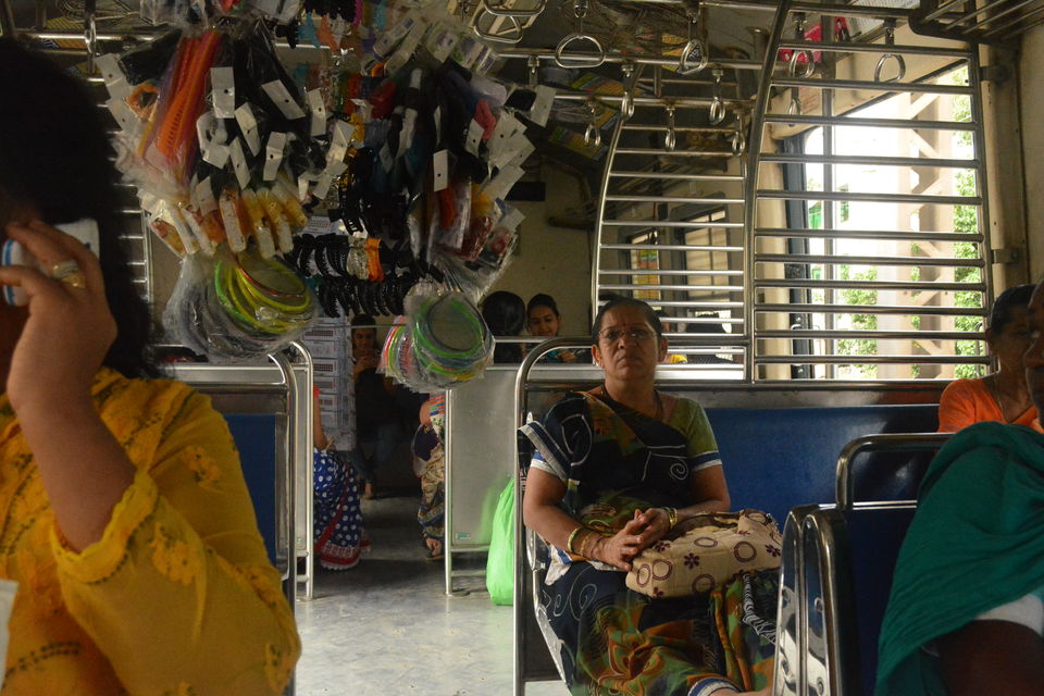 Photo of How to live cheap in Bombay! 2/5 by Arushi Dutt