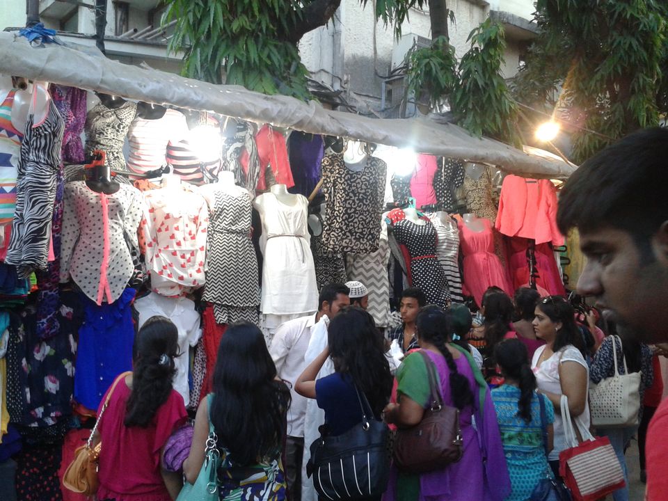 Photo of Rushing through Mumbai: The Fast and the Famous 7/11 by Arushi Dutt