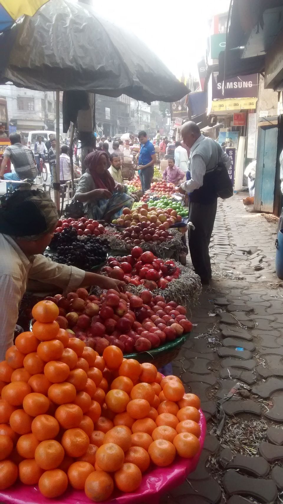 Photo of College Street, Kolkata, West Bengal, India by rysha hamza