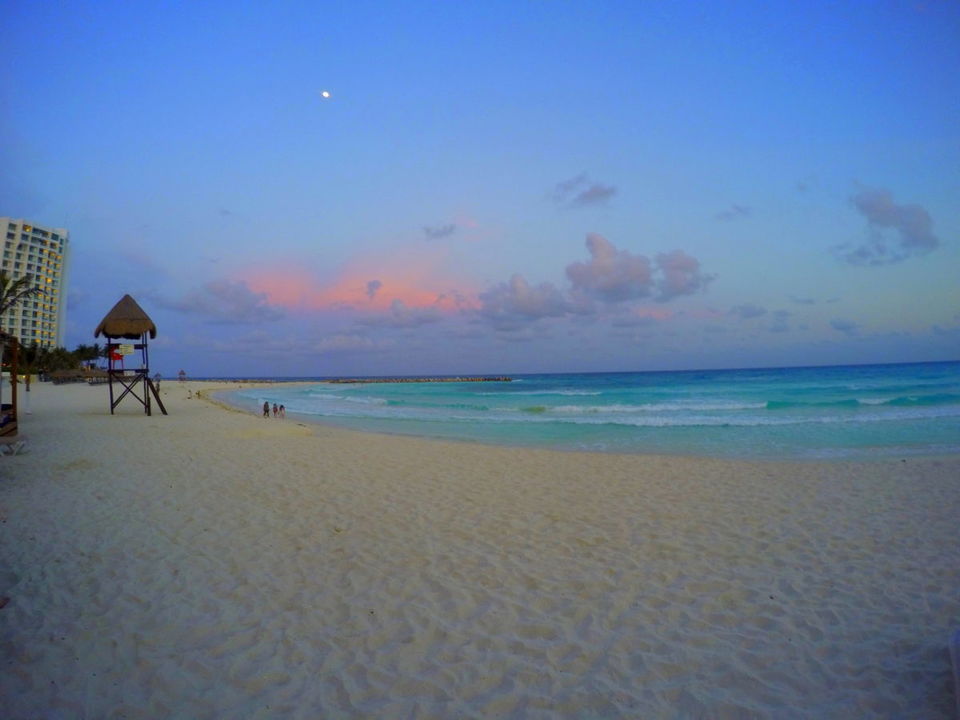 Photo of Cancún, Mexico by Chandani Agarwal